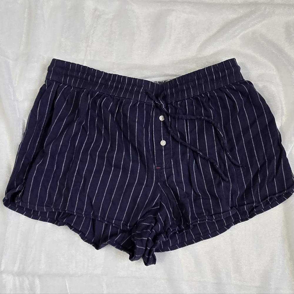 💥💥5 for 10 Aerie High Waist Striped Navy Shorts